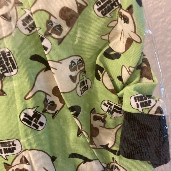Pet Pijamas Brand New Grumpy Cat - Picture 5 of 6